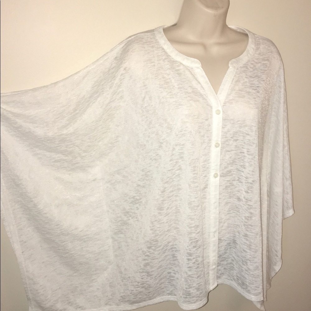 $3 for 10 - Women’s white bat wing blouse
